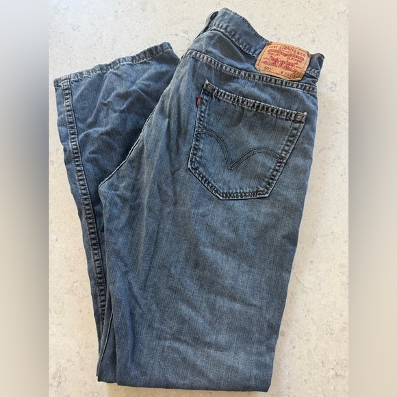 Levi's 505 Denim Jeans - men’s size 36 x 32 - Picture 1 of 7